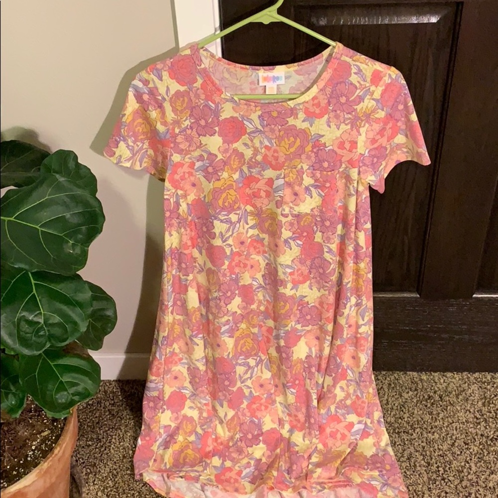 Lularoe Floral Carly.